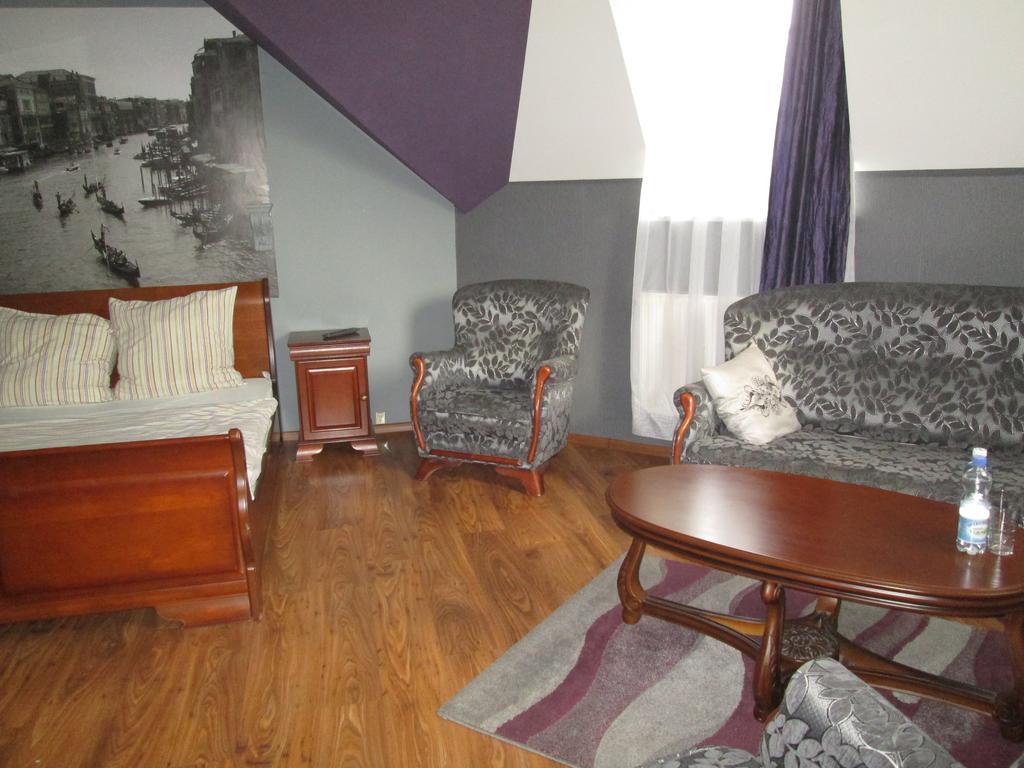 Magnat Hotel Restauracja Brodnica  Zimmer foto